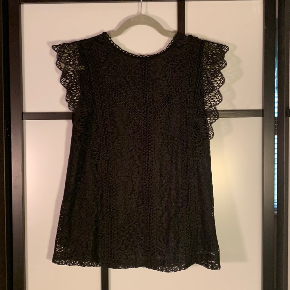 Cable & Gauge women's top